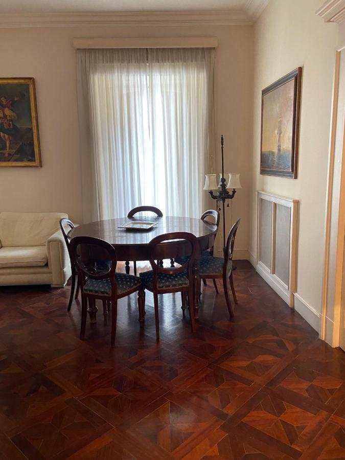 Royal Apartment In San Domenico Maggiore เนเปิลส์ ภายนอก รูปภาพ